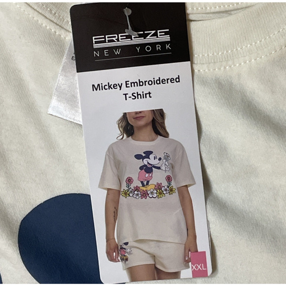 Disney Mickey Mouse Womens Size XXL Embroidered Flowers Cream SS T-shirt Freeze - Picture 5 of 12